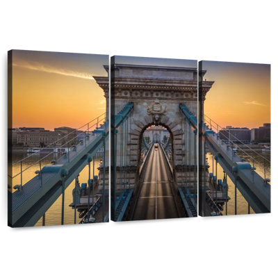 Pont à chaînes Nicci Szechenyi