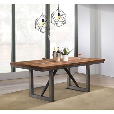 Table de salle à manger Bynoe