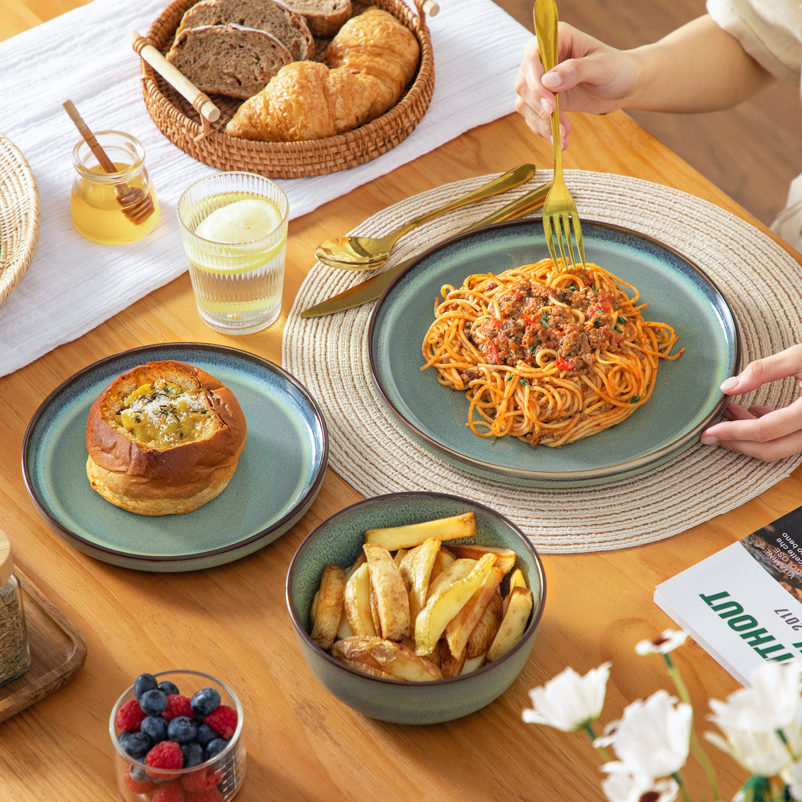 Marienne Ceramic Dinnerware Set, Green