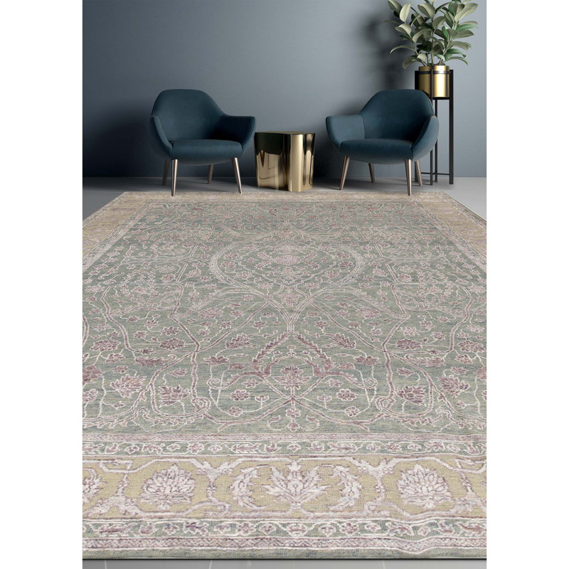 Hand Woven Wool Oriental Area Rug