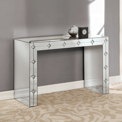 Console Hessa