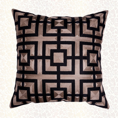 Embroidered Linen Indoor/Outdoor Pillow Cover Set with Metallic Geometric Design for Stylish Christmas Decor