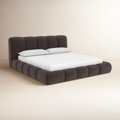 Vandalia Upholstered Scalloped Bed