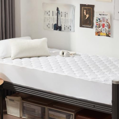 Mattress Protector Waterproof, Deep Pocket Mattress Pad Cover Up To 18 Inches, Quilted Fitted Hollow Cotton Filling Breathable Mattress Topper