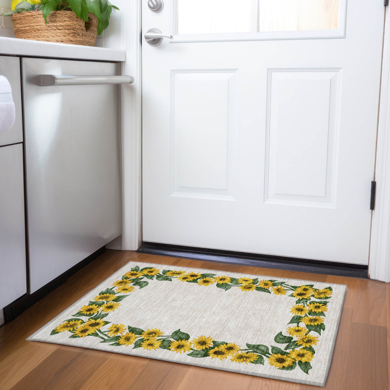 Premium Machine Washable Cerrito AMF172 Yellow Rug, Rectangle 1'8" x 2'6"