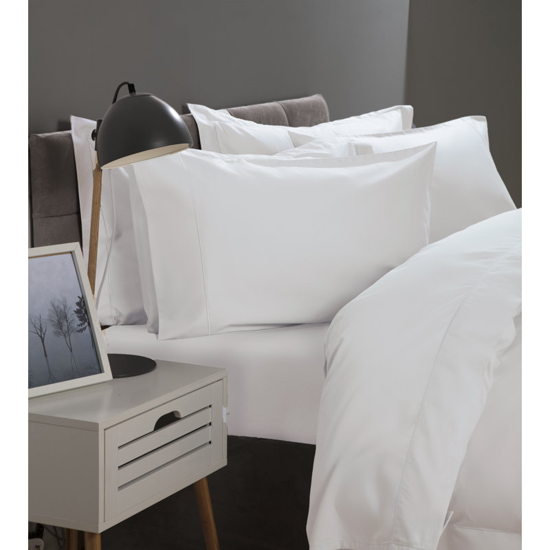 Plain Dye 400 TC Egyptian-Quality Cotton Sateen, White