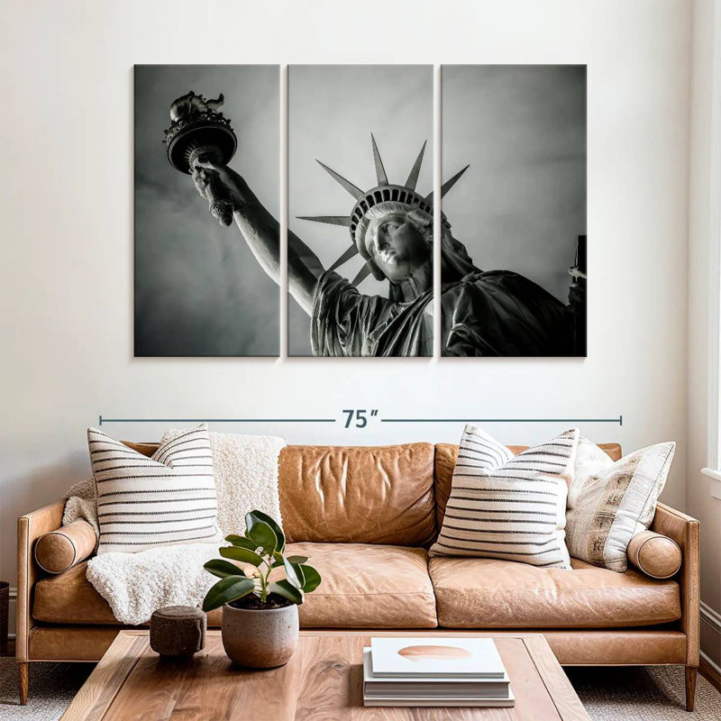 Nicci Overcast Statue Of Liberty, 42" H x 65" W