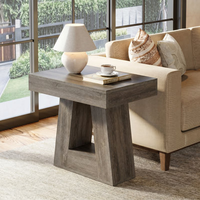 Table de chevet moderne à 2 niveaux avec base trapézoïdale, table de chevet à finition grain de bois