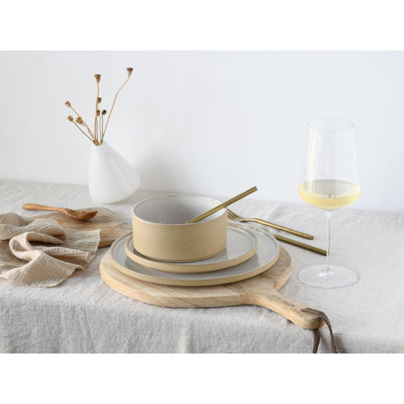 Creatable, 21531, Futuro White Sand, 12-Piece Plate Set