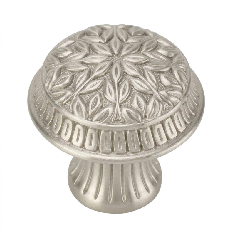 HAMPTON KNOB; CLEAR CRYSTAL, SATIN NICKEL