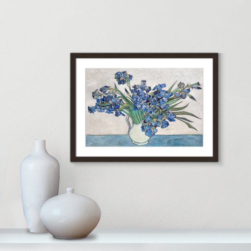 Imprimé iris bleu par Vincent Van Gogh, Blanc, Cadre en noyer, H 23 po x l 17 po