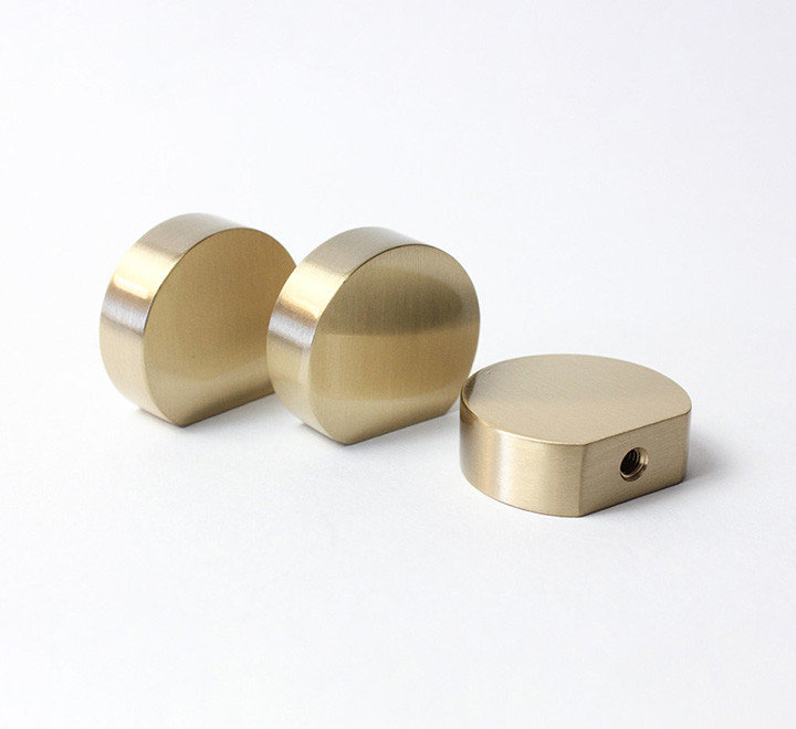 Circle Knob, 1 3/16"