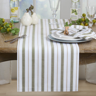 Chemin de table rayé de style campagnard