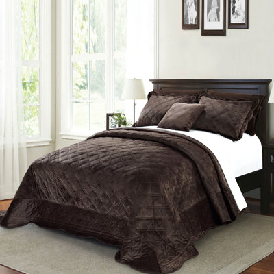 4 Piece Oversized soft Microplush Quilt Set