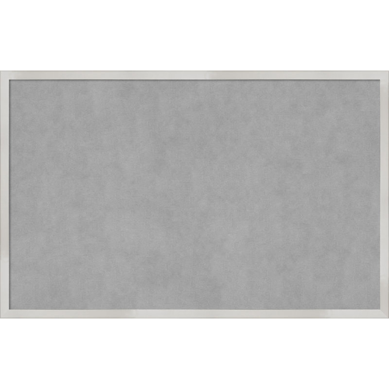 Tableau magnétique à cadre argenté Svelte, H 21 po x l 33 po