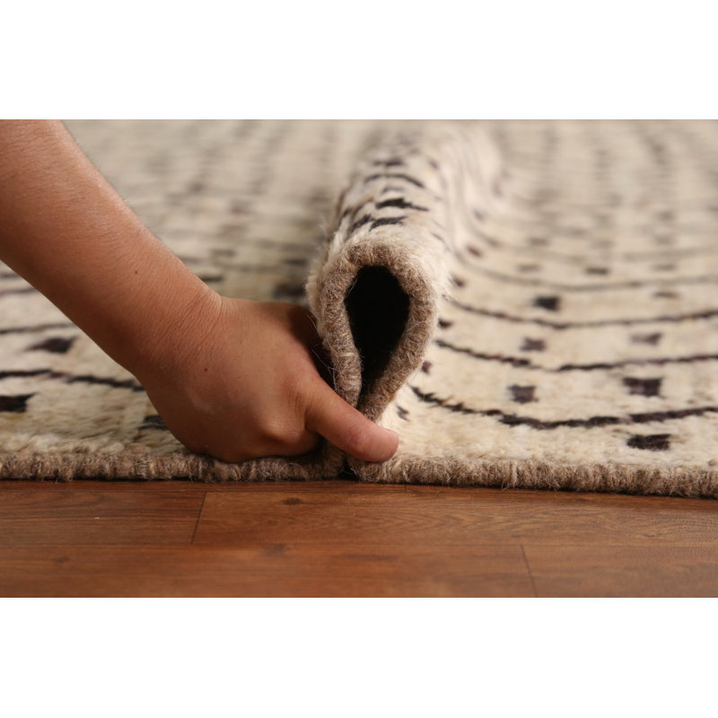 Tapis à motif géométrique oriental marocain 7 x 10