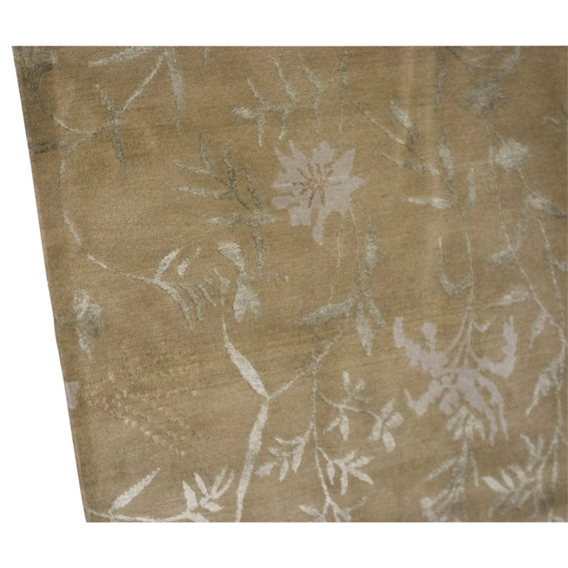 Hand Knotted Area Rug in Straw And Mocha