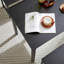 Ensemble de table de salle à manger, table de bar avec 2 bancs de salle à manger, comptoir de table de cuisine avec chaises, table de déjeuner industrielle pour la cuisine, salon, salle de fête-1476792801-1476792806-1476945054