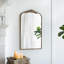 Miroir d'appoint d'inspiration baroque-114230767-114230768