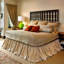 Jupe de lit en lin belge avec volant de lit classique ajusté, lin naturel respirant de qualité supérieure facile à installer-130544799-130544797