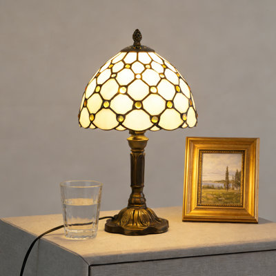 Lampe de table en verre coloré de style Tiffany 13,4 "de haut, base bronze rétro, motif géométrique avec perles décoratives et ampoule