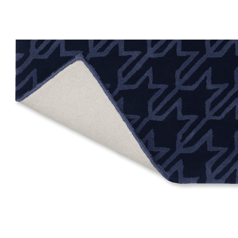 Wool Houndstooth Area Rug in Dark Blue/Black, 6'7" x 9'2"