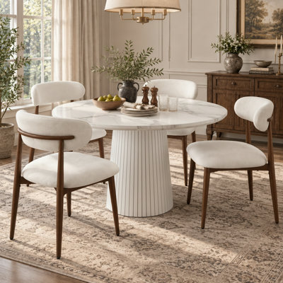 Ensemble de salle à manger moderne de 5 pièces comprenant une table ronde de 119 cm (47 po) avec pied central et 4 chaises rembourrées en tissu bouclé à dossier incurvé, idéales pour la cuisine et la salle à manger.