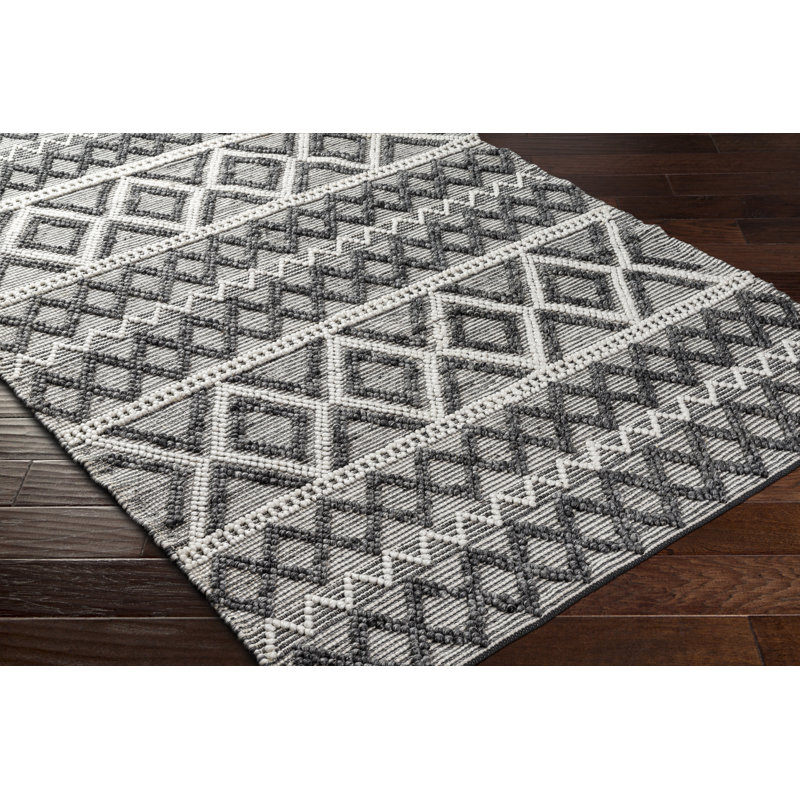 Bhrianne géométrique tissé à plat à la main et recyclé P.E.T. Tapis gris / blanc, Rectangle 27 po x 45 po