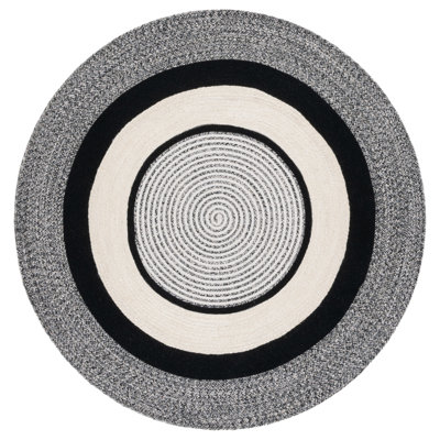 Barclay 758 Area Rug In Black  Ivory