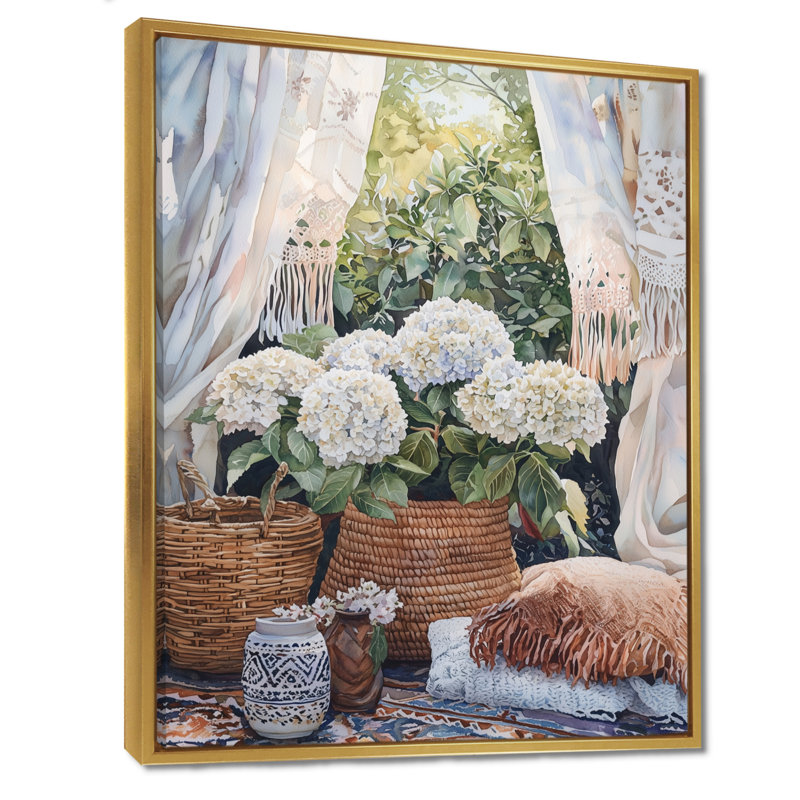 Harriss Boho Hydrangeas par The Boho Tent I - Hydrangea Wall Art, H 44 po x l 34 po, Reproduction avec cadre flottant, Doré