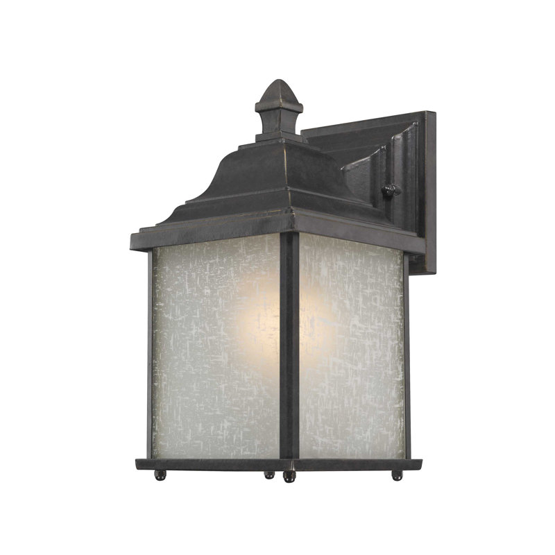 Oren Wall Light, 10.5” H x 5.5” W x 6.75” D