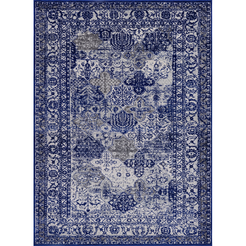 Henneman Floral Indoor Rug, Rectangle 5' x 7'