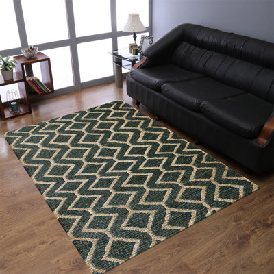 TAPIS DE CONDUITE LETE-NOIR À LA MAIN Lexi-Mai - Rectangle | Motif géométrique vert et beige | High Pile | Fibre naturelle | Intérieur / extérieur