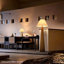 Beige-blanc + lin brun + lampes sur pied de forme libre en bois massif