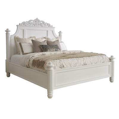 Villa Blanca Bed