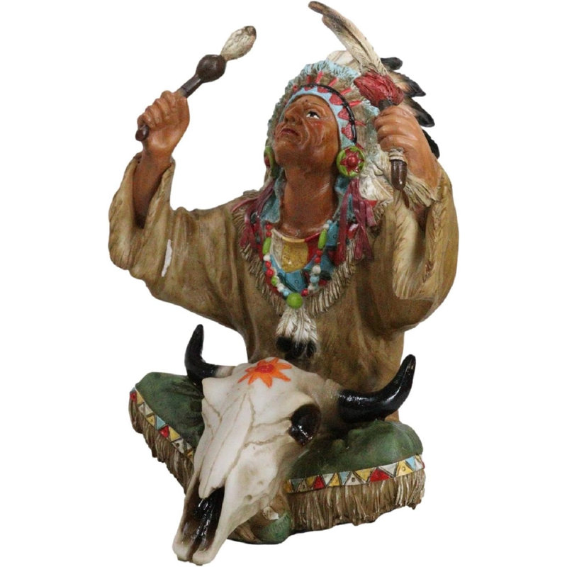 Chef indien avec crâne de taureau