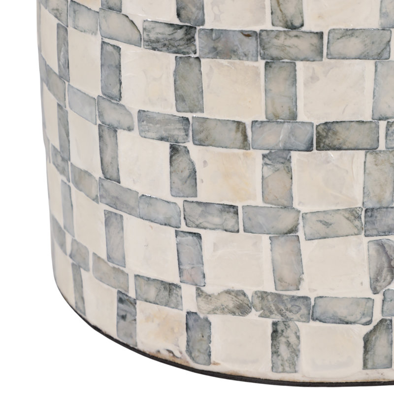 Vase mosaïque Capiz avec motif à carreaux - Home, H 16 po x l 8,5 po x P 8,5 po