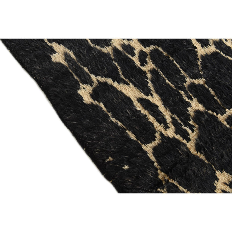 Howard Black Rug