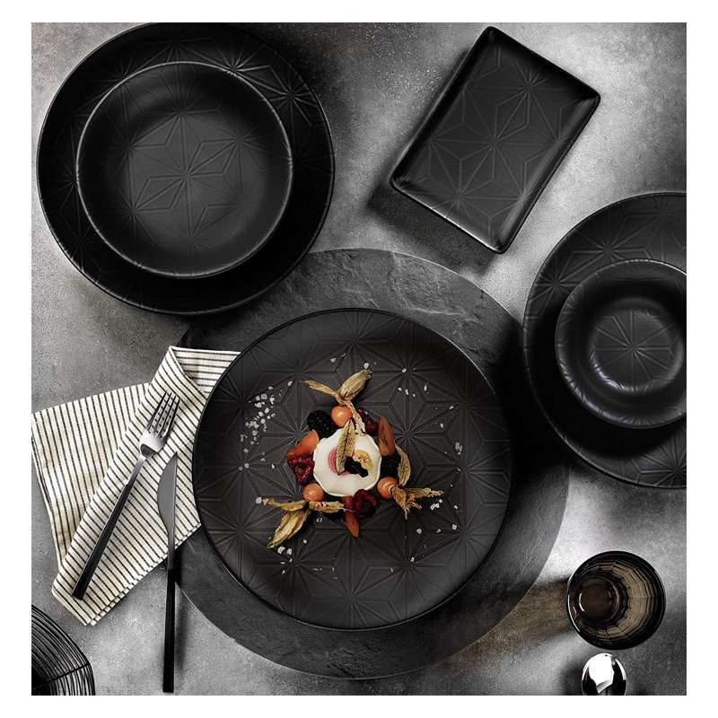 Service de table Fulya en porcelaine noire, 12 pièces, pour 4 personnes, compatible avec le micro-ondes et le lave-vaisselle.