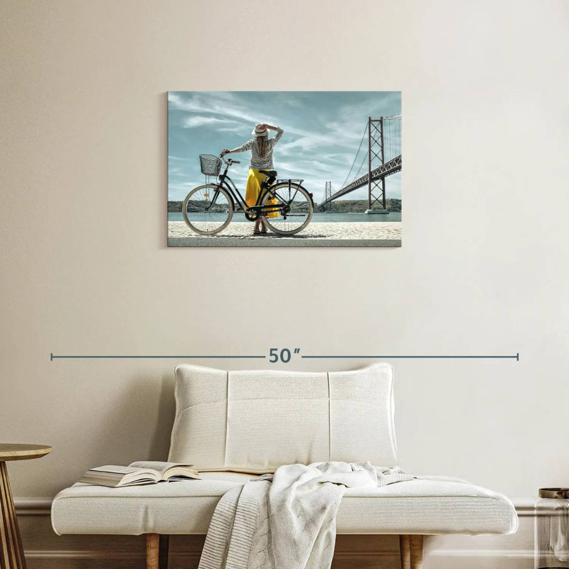 Senne, femme et bicyclette, H 20 po x l 30 po