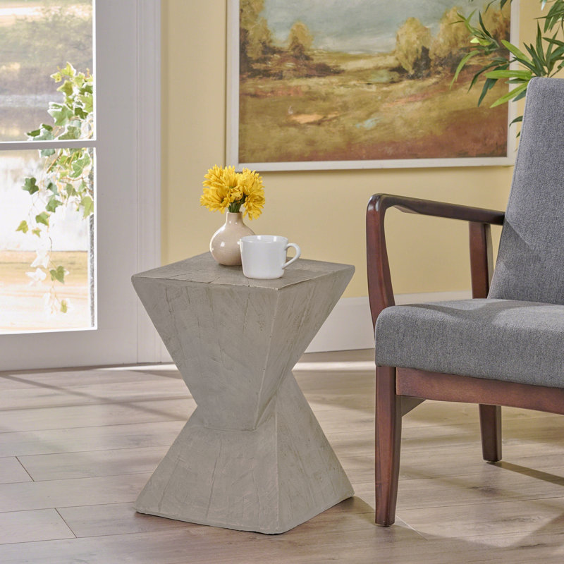 Modern Patio Side Table, Stylish Center Table Compatible With Living Room, Bedroom, Or Office, Gray