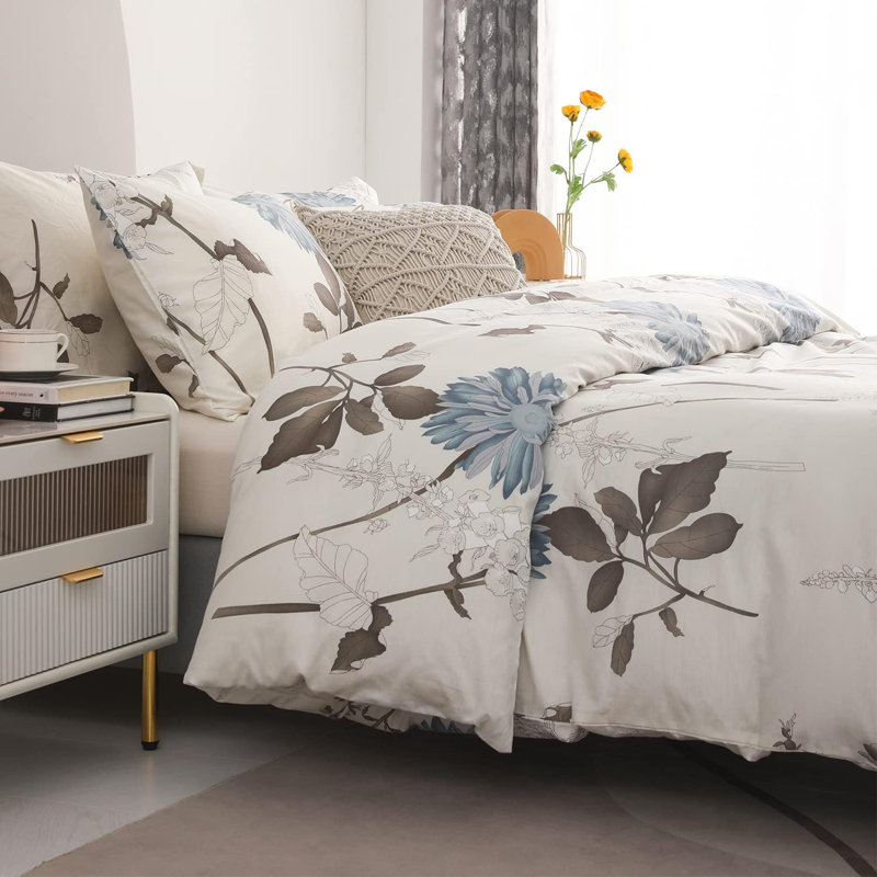 SLEEPBELLA Comforter, 600 Thread Count Cotton Comforter Sets, Down Alternative Bedding Set 3Pcs, Queen, Off-white Botanical