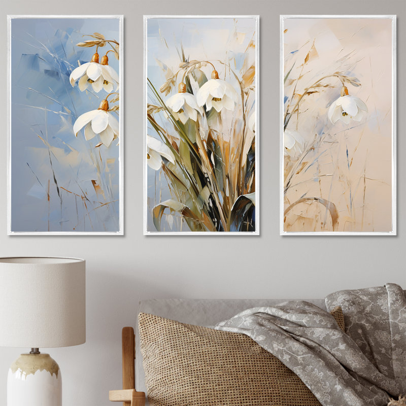 «White and Blue Snowdrops Simplicity II», ensemble d'art mural Snowdrops, Cadre flottant blanc, H 32 po x l 48 po x P 1 po