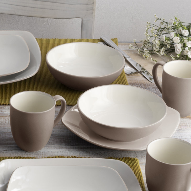 Noritake Colorwave 16-Piece Square Dinnerware Set, Service for 4, Clay