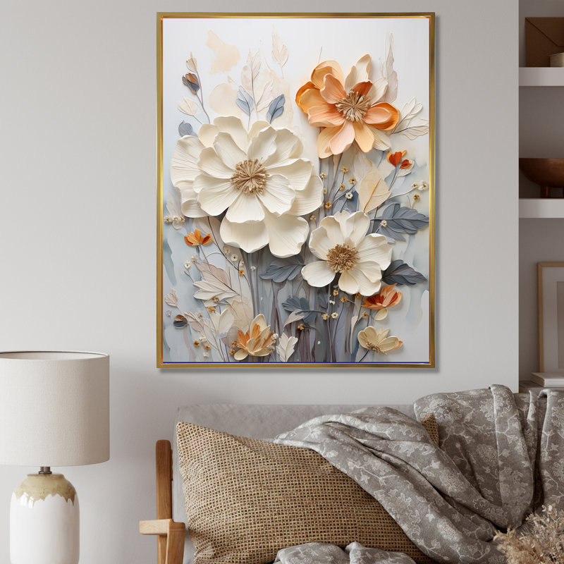 «Blue and White Seasonal Collage Flowers I», reproduction sur toile, Cadre flottant doré, H 32 po x l 24 po x P 1 po