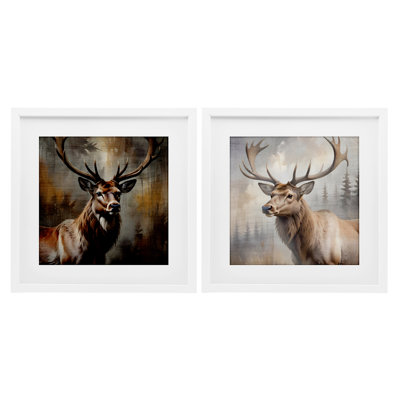 Ensemble de 2 impressions encadrées sous verre Glancing Forest Stags, conception par Susan Arnot