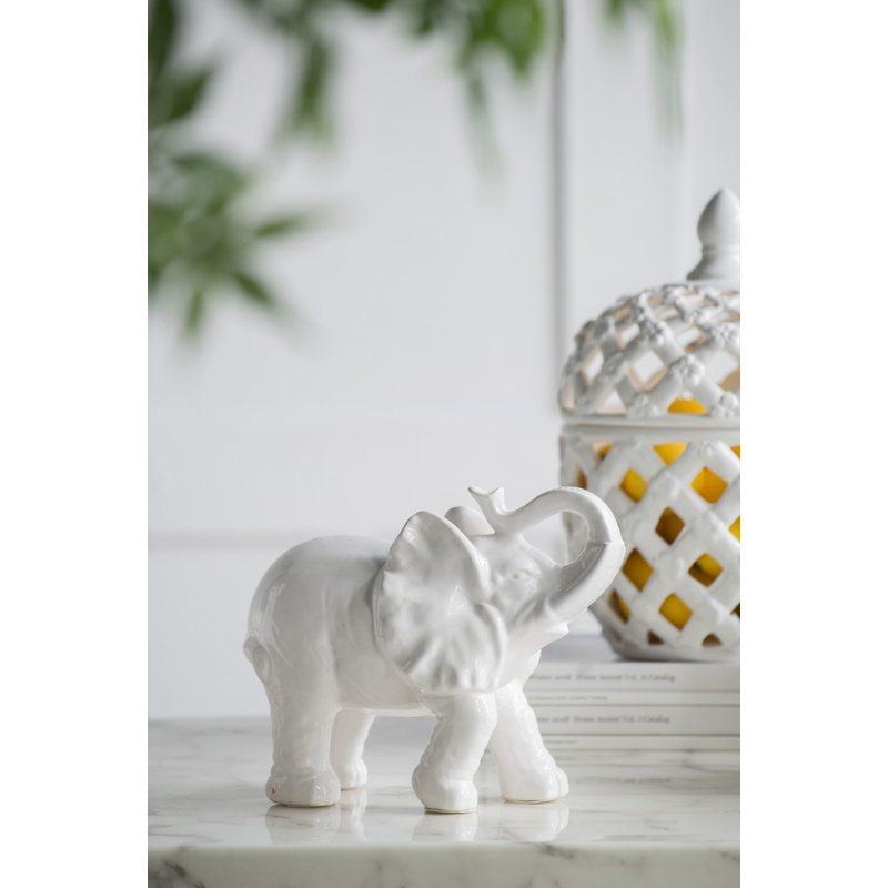 Éléphant trompette 9,1 x 4,2 x 7,5