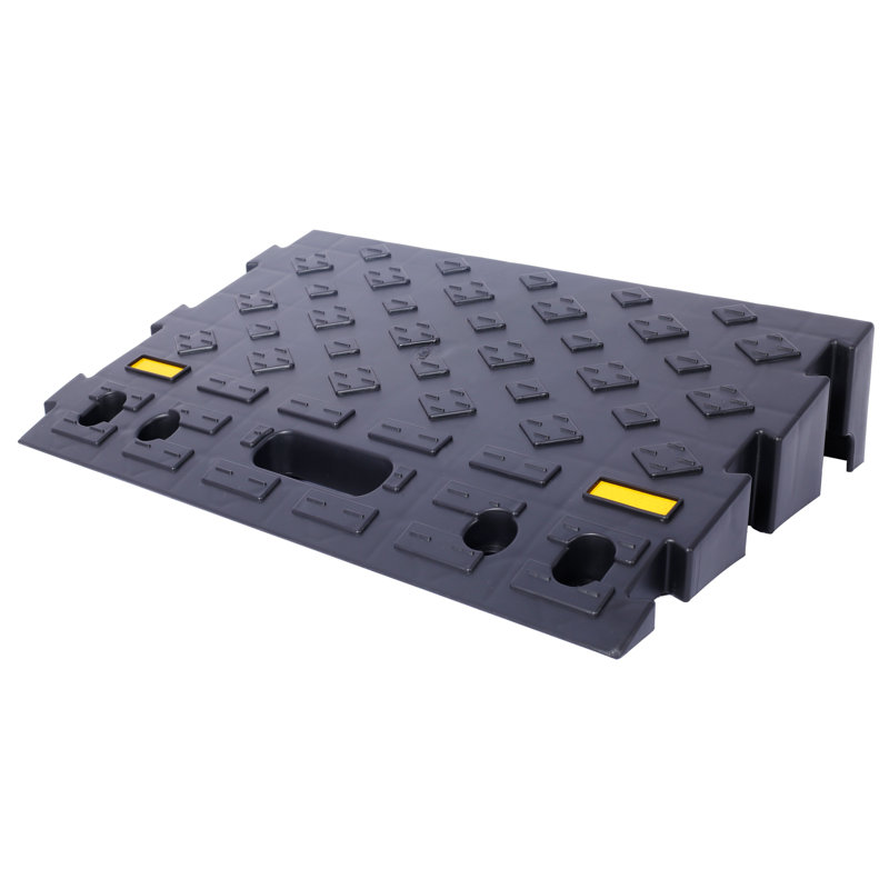 Rampe de trottoir portative en plastique pour automobile, hauteur de 4 pouces, noir