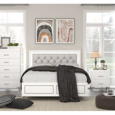 Searfoss Queen Tufted Sleigh Bed -  Orren Ellis, 95211F93941F4850855A4C5CA6C8C68D