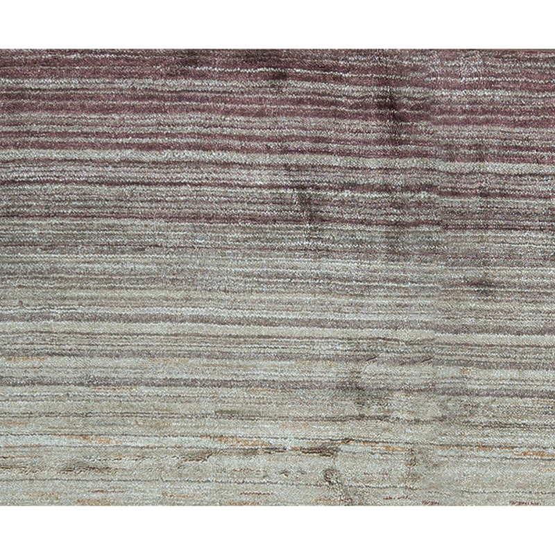 Area Rug in Brown/Rust